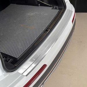 Audi Q7 Bumper Sill Cover - Rear - Omac - S.Steel - Brushed Silver - '17-'24